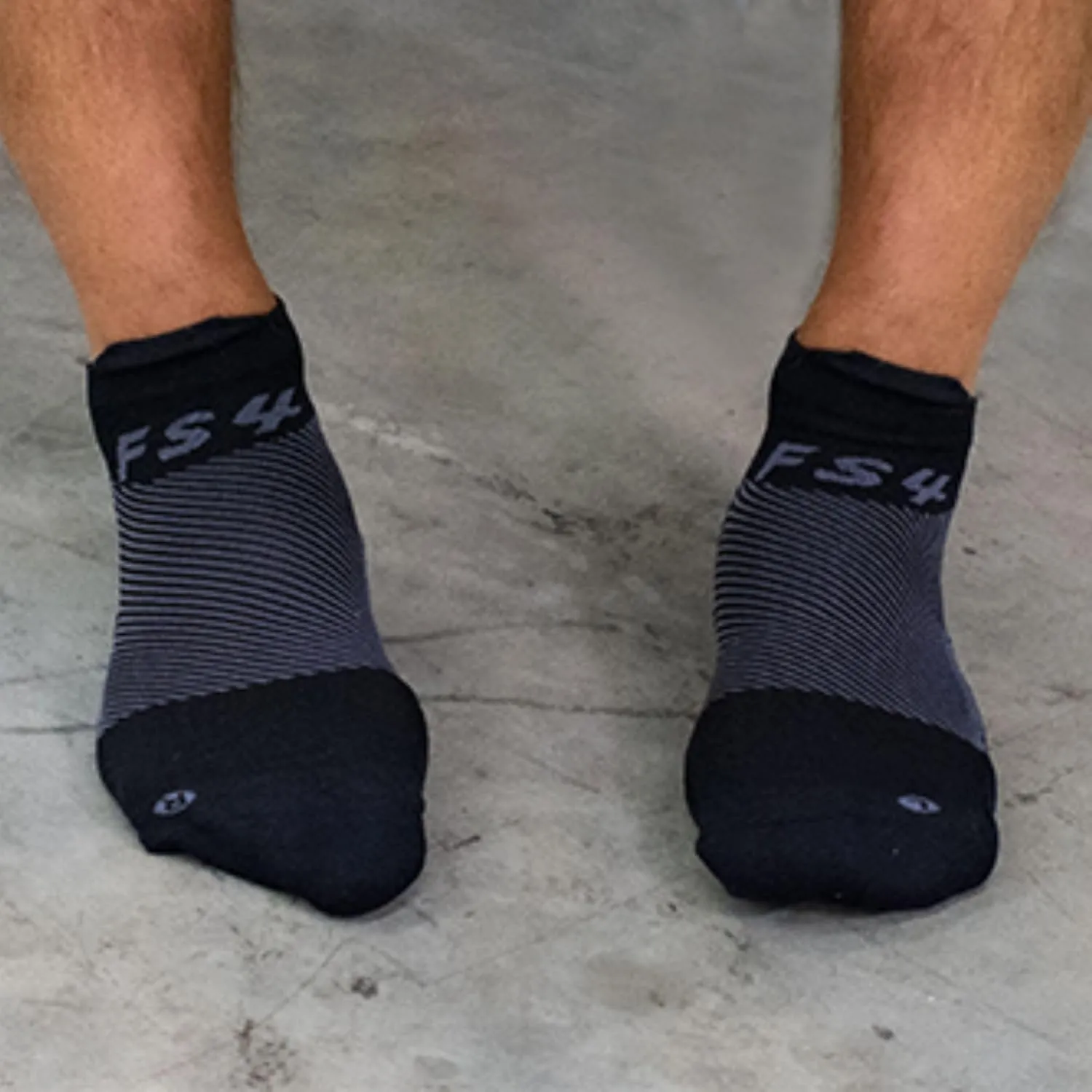 OS1st FS4 Plantar Fasciitis No Show Socks relives plantar fasciitis, heel/arch pain and improves circulation